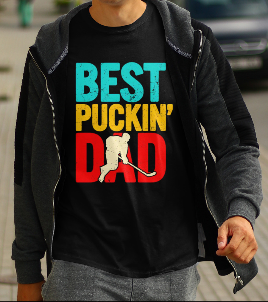 BEST PUCKIN’ DAD Hockey Player T-Shirt