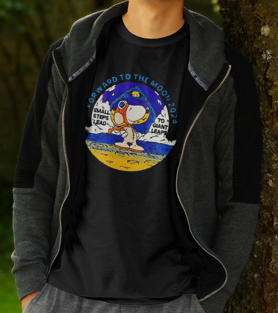 Forward To The Moon 2024 Snoopy Small Steps Lead To Giant Leaps Vintage T-Shirt