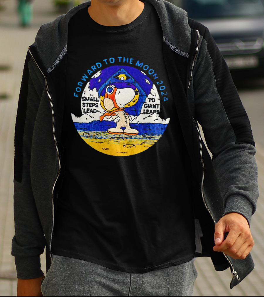 Forward To The Moon 2024 Snoopy Small Steps Lead To Giant Leaps Vintage T-Shirt