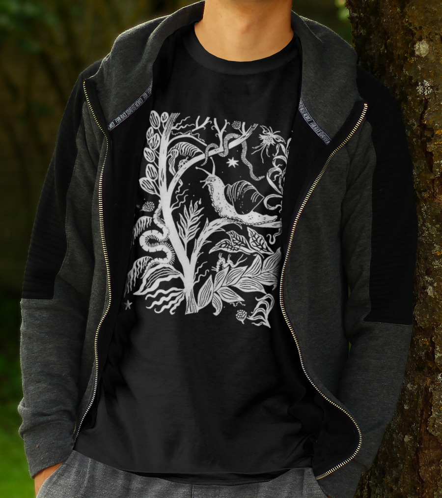 Elispencer November Enchanted Forest Snail Motif T-Shirt
