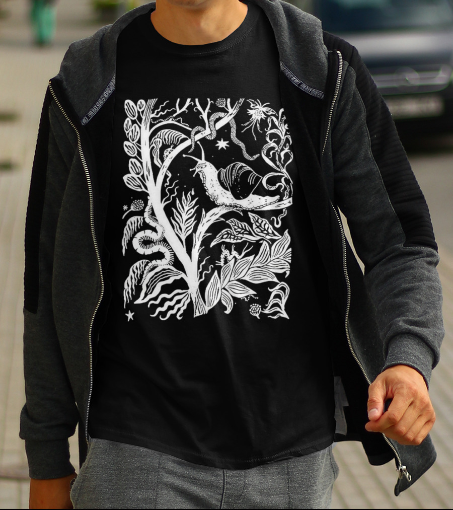 Elispencer November Enchanted Forest Snail Motif T-Shirt