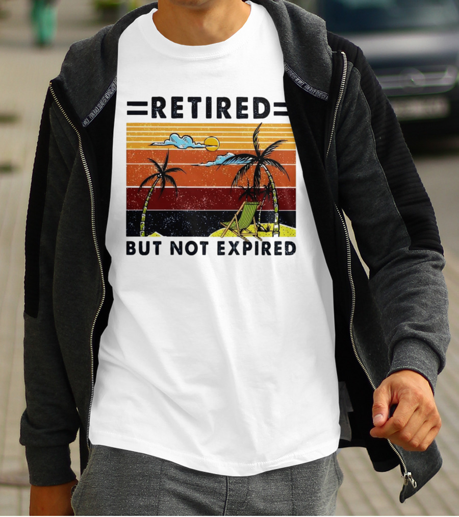 Retired But Not Expired Beach Vintage Sunset Palm Trees Chair Retro T-Shirt