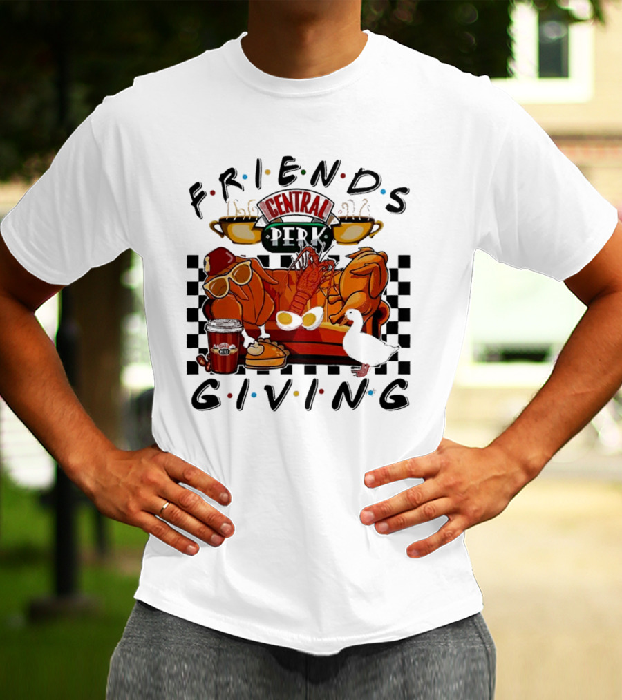 Friends Central Perk Thanksgiving Couch Scene T-Shirt