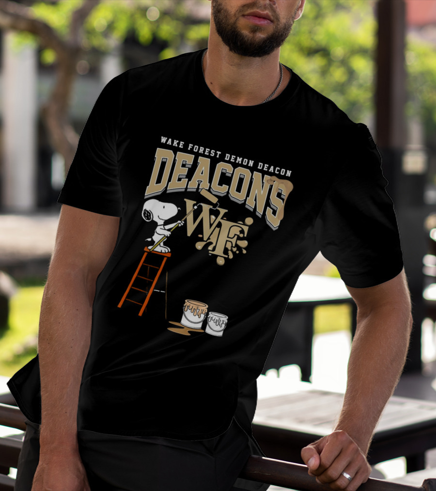 Wake Forest Demon Deacons Snoopy Painting Team Spirit T-Shirt