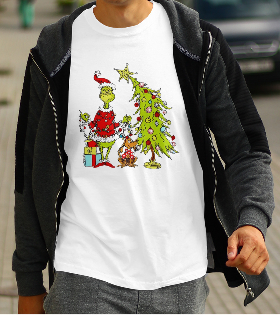 Grinch In Santa Hat And Dog With Christmas Tree And Presents T-Shirt