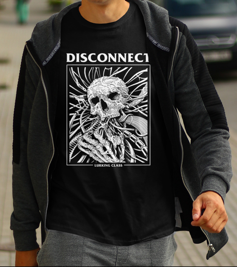 DISCONNECT Skeleton Lurking Class T-Shirt