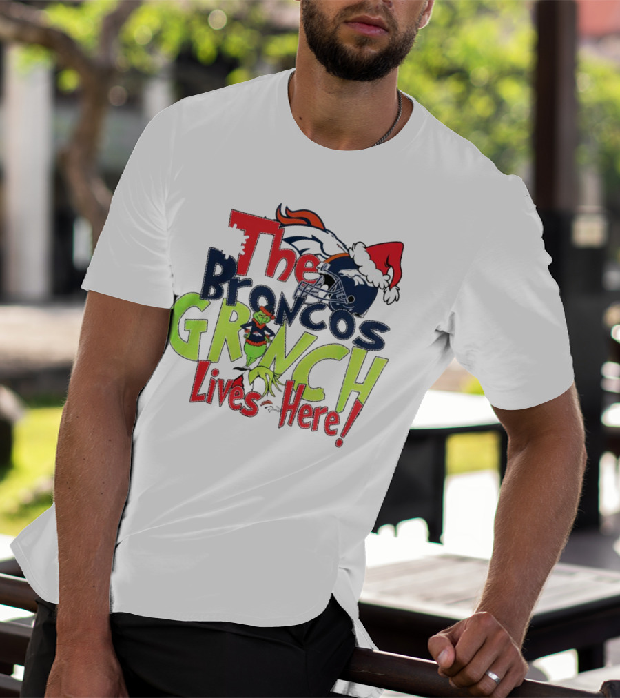 The Broncos Grinch Lives Here Christmas Denver Broncos Santa Hat Helmet T-Shirt