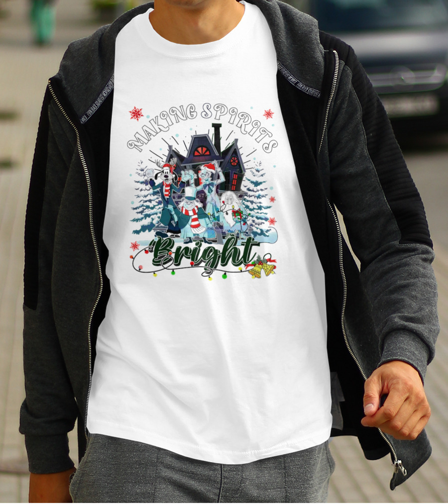 Making Spirits Bright Haunted Mansion Christmas Ghosts In Winter Scene T-Shirt