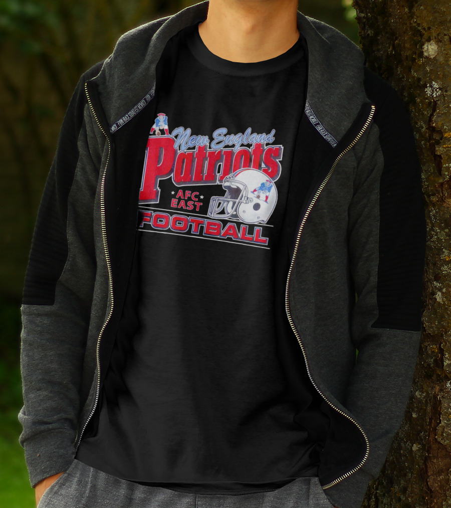 New England Patriots AFC East Football Helmet T-Shirt