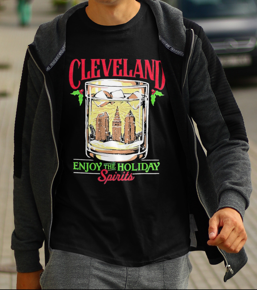 Cleveland Skyline In Whiskey Glass Enjoy The Holiday Spirits T-Shirt