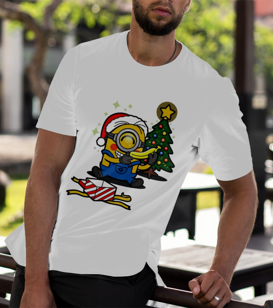 Minion Santa Hat With Banana Christmas Tree And Gift Box T-Shirt