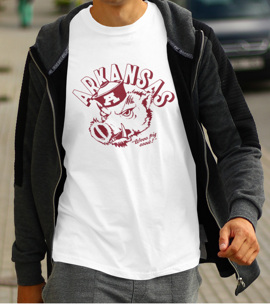 Arkansas Razorbacks Wooo Pig Sooie Vintage Retro A T-Shirt