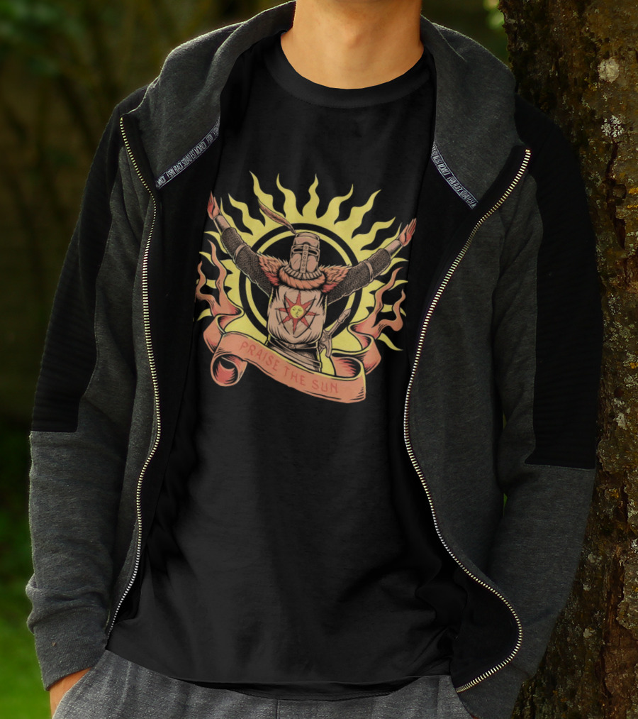 Solaire Praise The Sun Dark Souls Iconic Sunburst Knight Banner T-Shirt