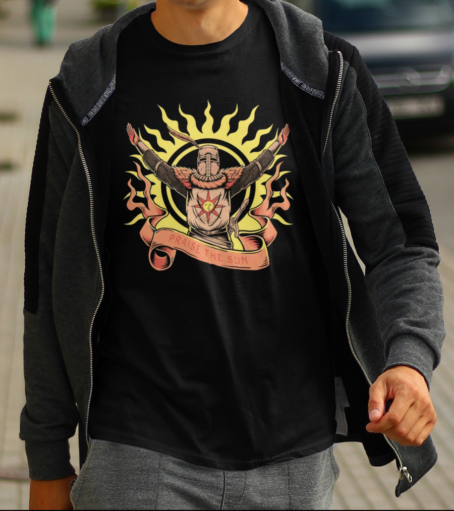 Solaire Praise The Sun Dark Souls Iconic Sunburst Knight Banner T-Shirt