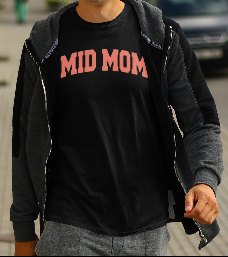 MID MOM Vintage Sports Typography T-Shirt