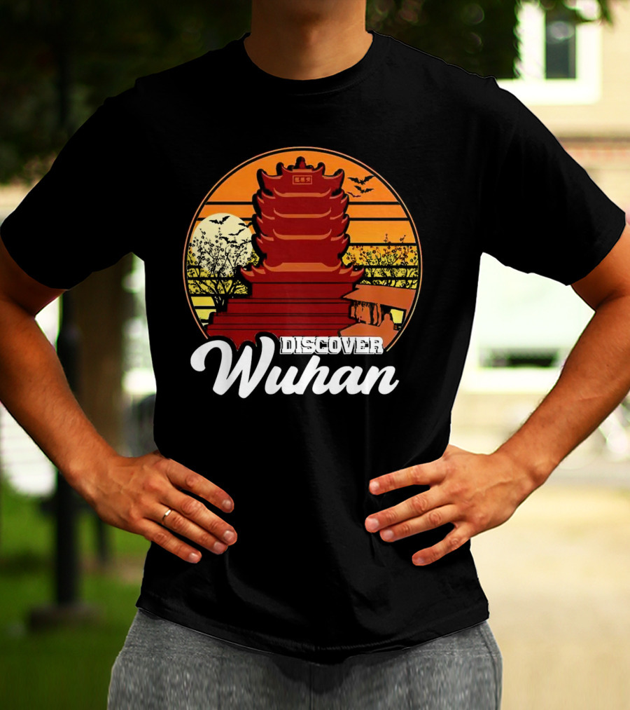 Discover Wuhan Pagoda Vintage Sunset Scene T-Shirt