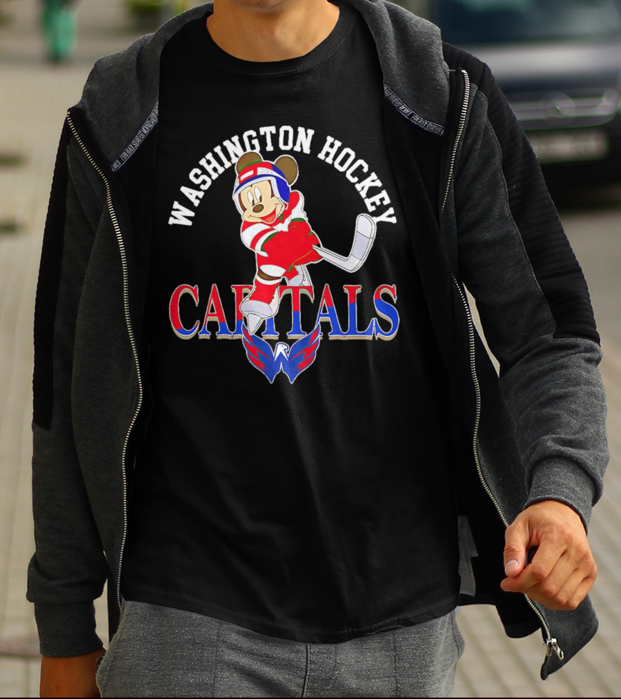 Washington Capitals Mickey Mouse Hockey Player T-Shirt