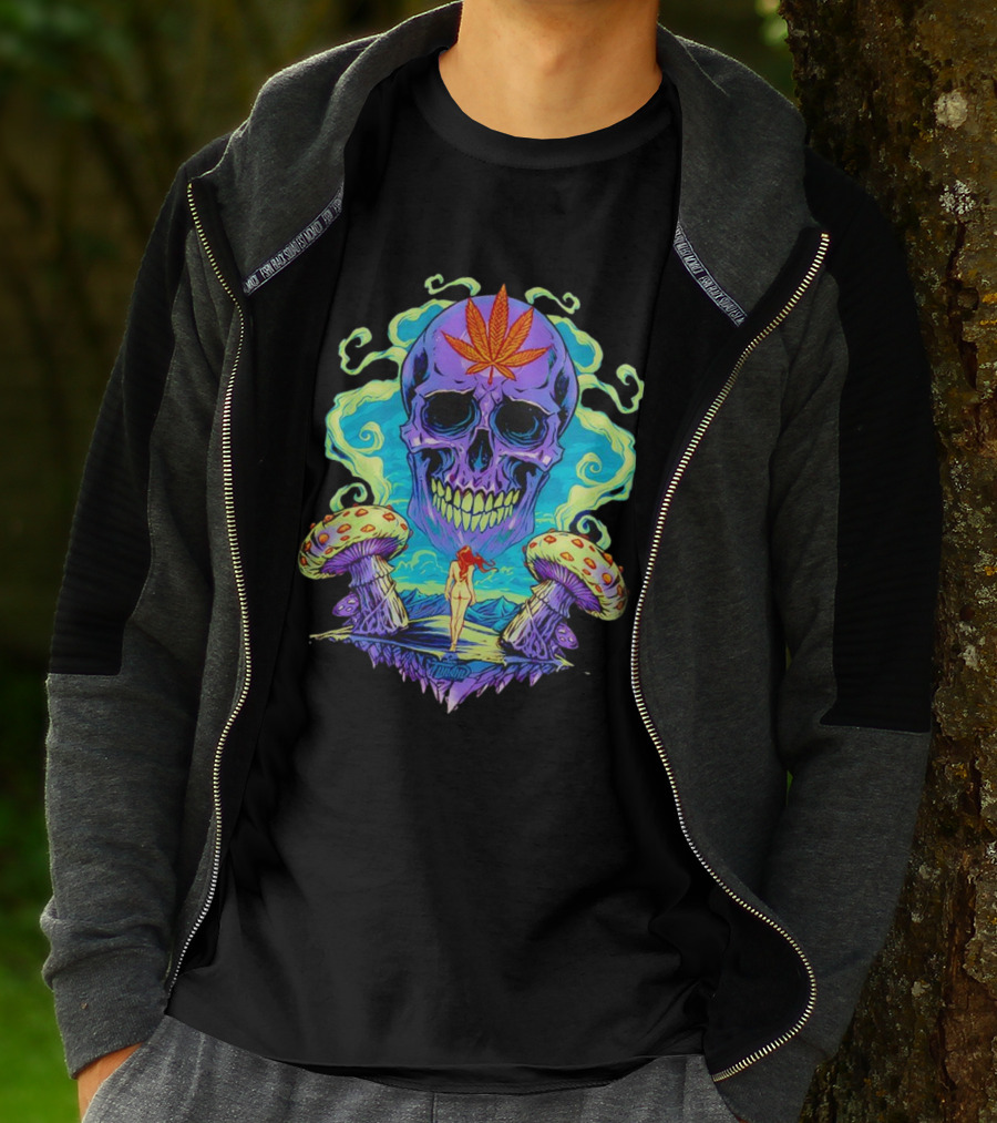 Skull Ethereal Euphoria Psychedelic Mushroom Fantasy T-Shirt