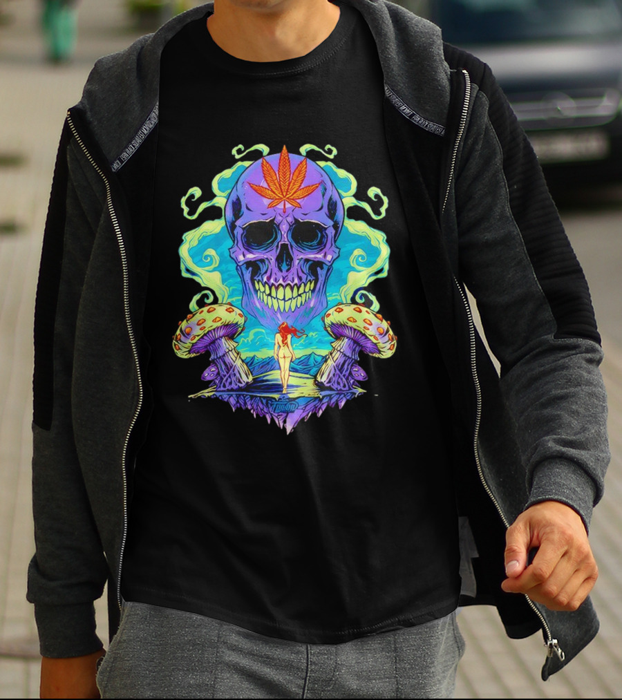 Skull Ethereal Euphoria Psychedelic Mushroom Fantasy T-Shirt