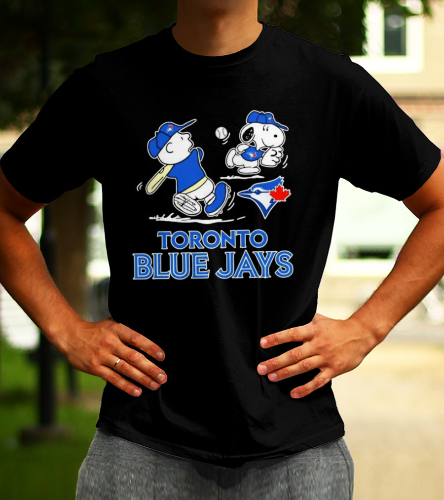 Toronto Blue Jays Charlie Brown Snoopy Baseball Peanuts MLB Collaboration T-Shirt
