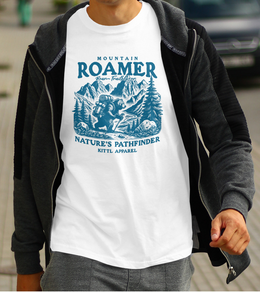 MOUNTAIN ROAMER BEAR TRAILBLAZER NATURE'S PATHFINDER KITTl T-Shirt