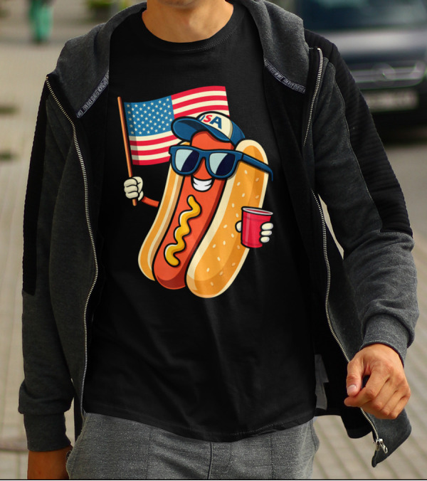 Fourth Of July USA Hotdog With American Flag And Sunglasses T-Shirt