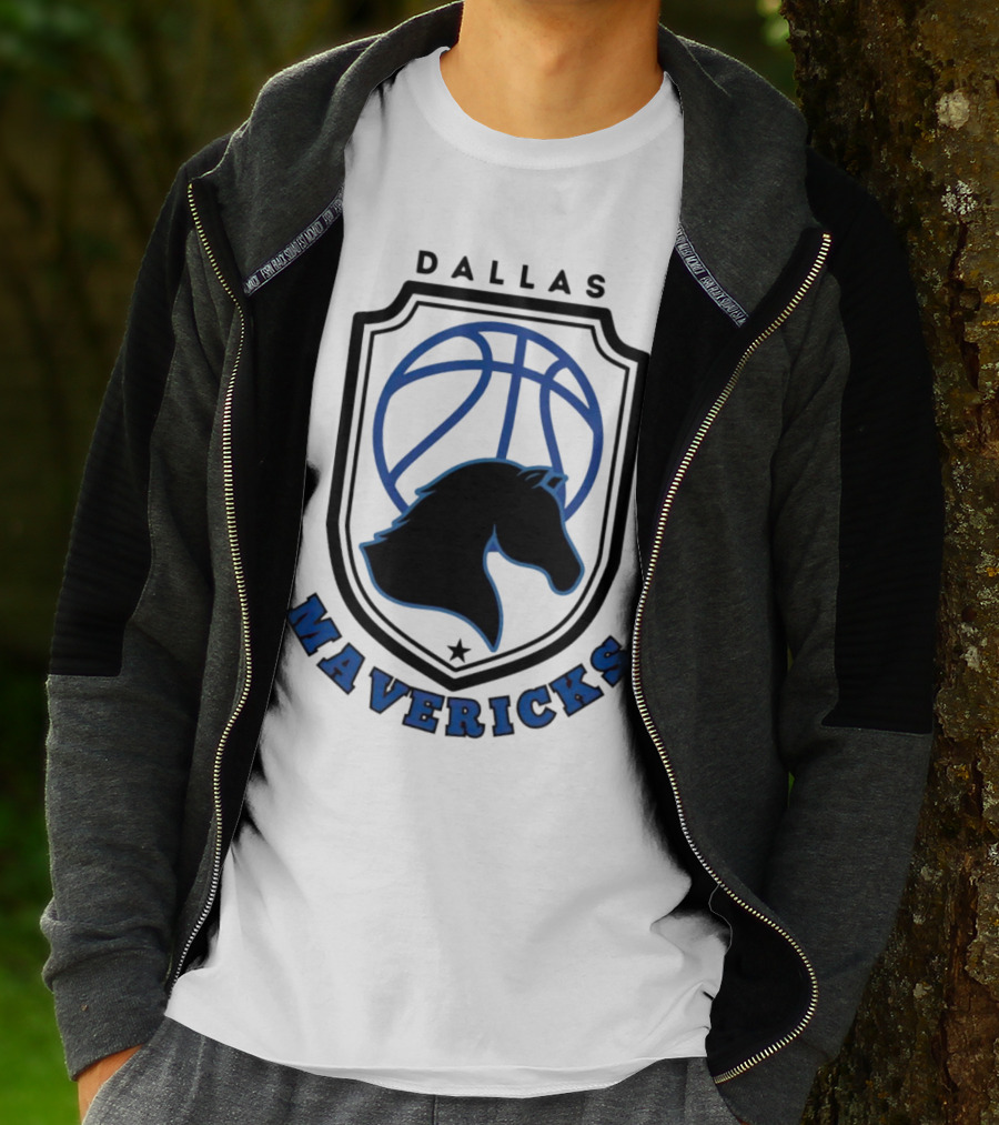 Dallas Mavericks Vintage NBA Basketball Logo Horse Emblem T-Shirt