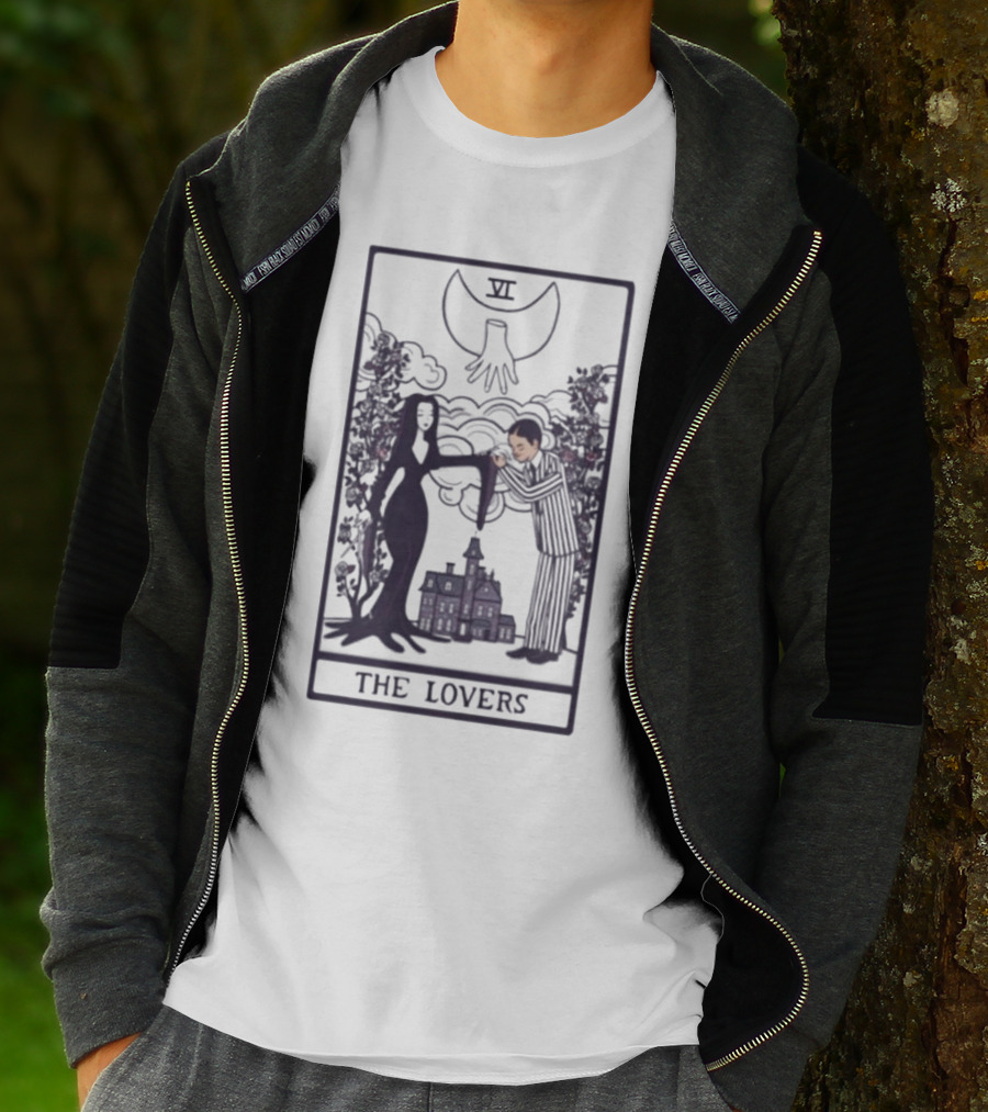 Vampire Lovers VI Tarot Card Gothic Castle And Bat T-Shirt