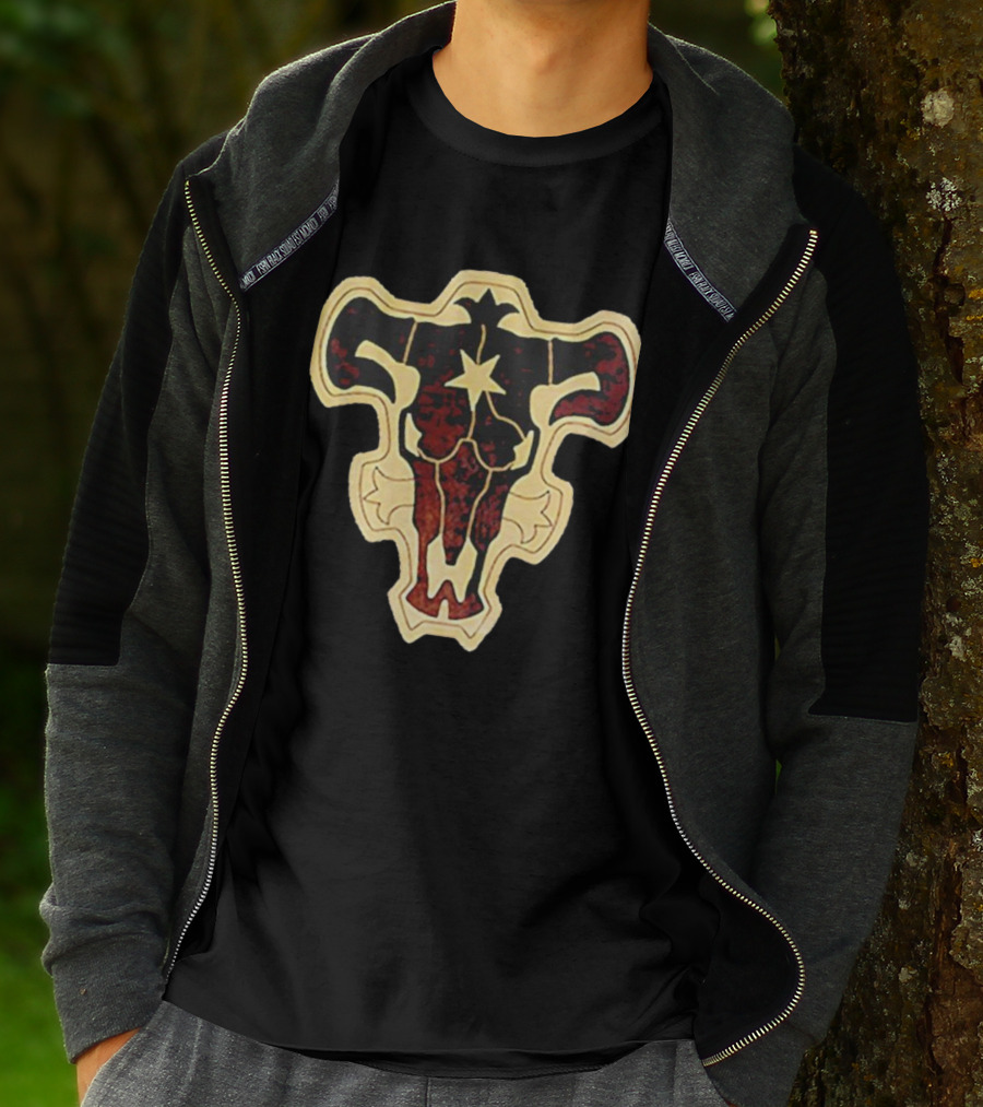 Zora Ideale Black Bull Symbol Black Clover Series T-Shirt