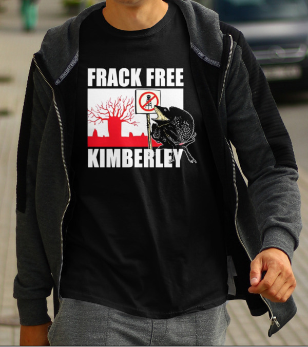 FRACK FREE KIMBERLEY LIZARD NO FRACKING SIGN RED BAOBAB TREE T-Shirt