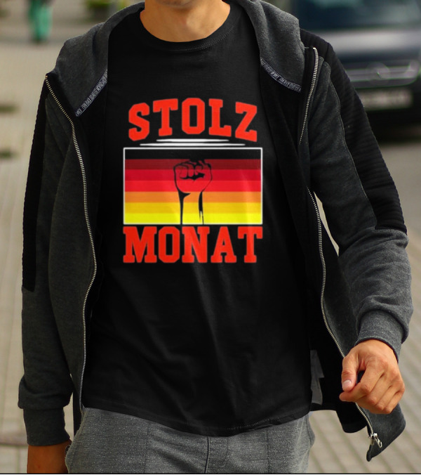 Stolz Monat Fist With German Flag Colors T-Shirt