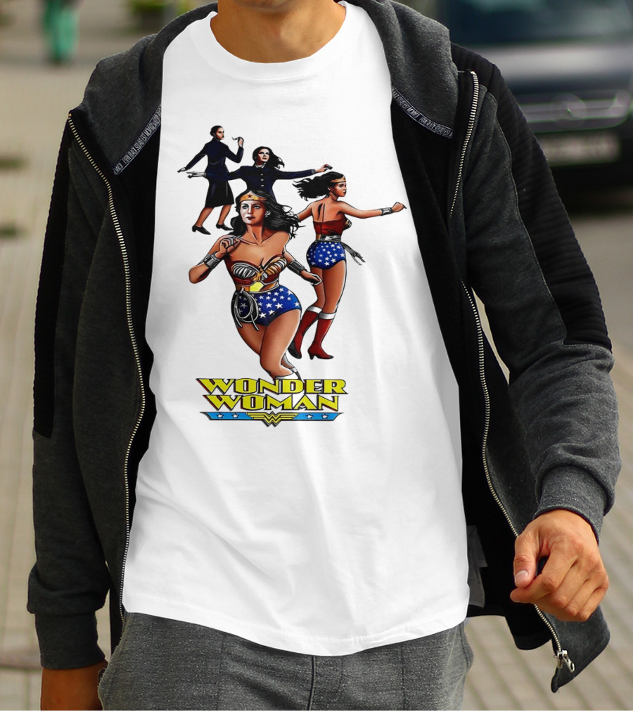 Wonder Woman Classic Logo Comic Character Poses T-Shirt