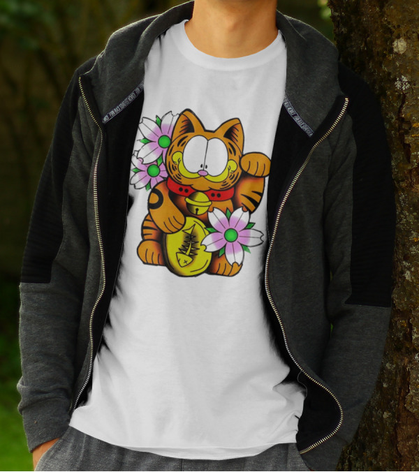 Garfield Maneki Neko With Fish Coin And Flowers T-Shirt