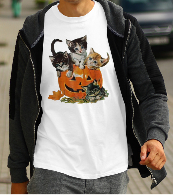 Vintage 90s Cat Pumpkin Halloween Spooky Season T-Shirt