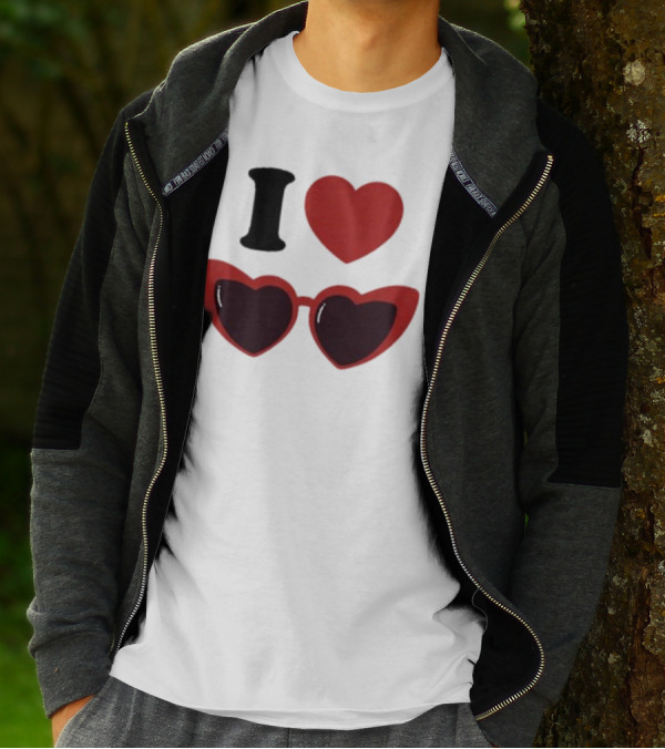 Chiara Oliver Camiseta I Love Chiara Heart Sunglasses T-Shirt