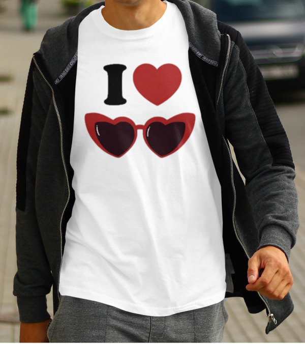 Chiara Oliver Camiseta I Love Chiara Heart Sunglasses T-Shirt