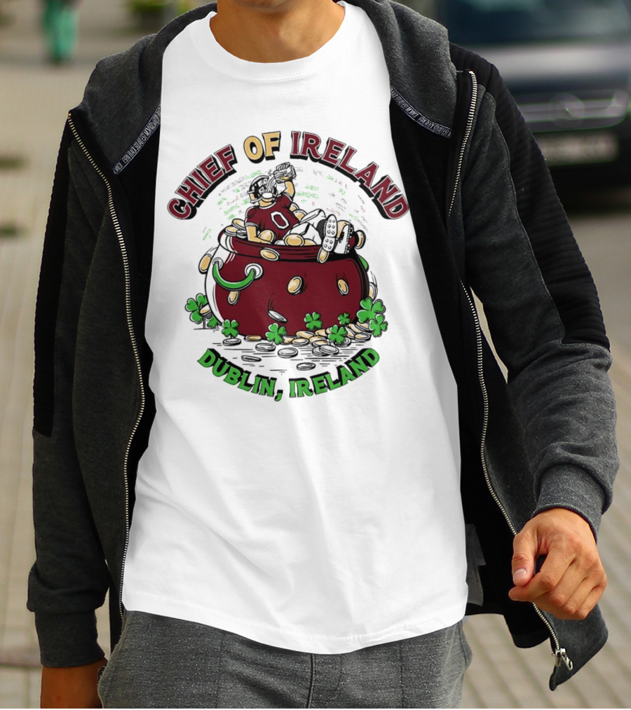 Chief Of Ireland Dublin Ireland Pot Of Gold And Shamrock-Themed T-Shirt