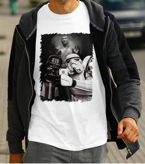 Star Wars Darth Vader And Stormtrooper Taking Selfie With Han Solo Frozen In Carbonite T-Shirt