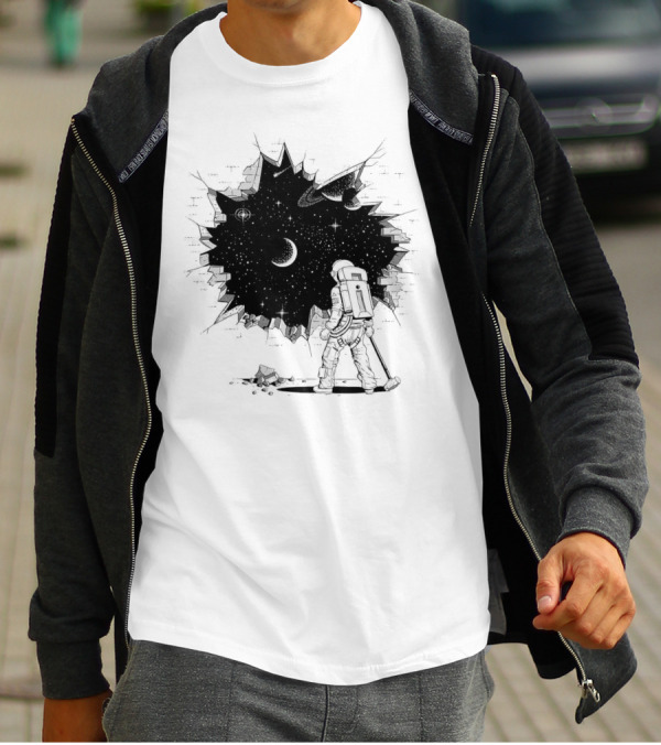 Breakthrough Astronaut Stargazing Through Cosmic Wall Hole T-Shirt