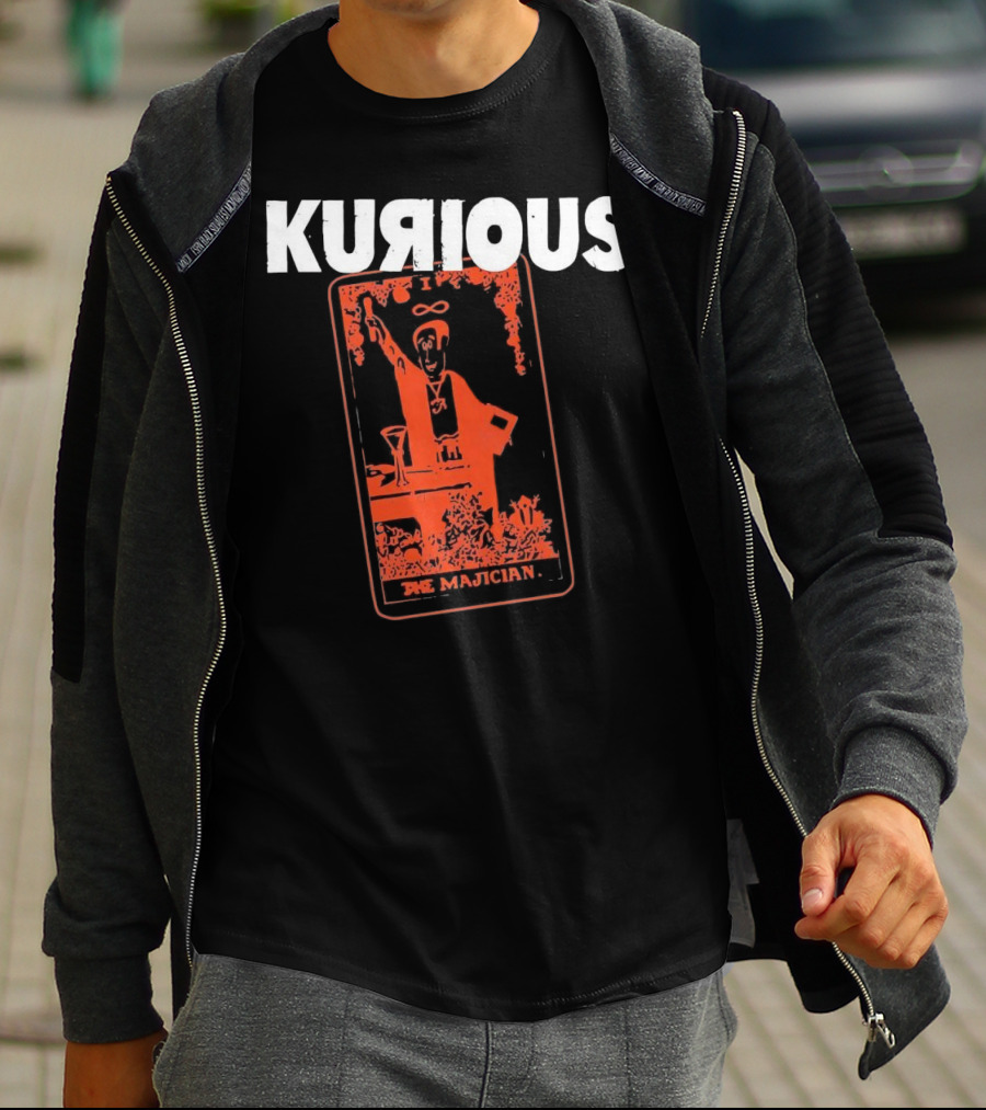 Kurious Gasdrawls The Majician Tarot Card T-Shirt