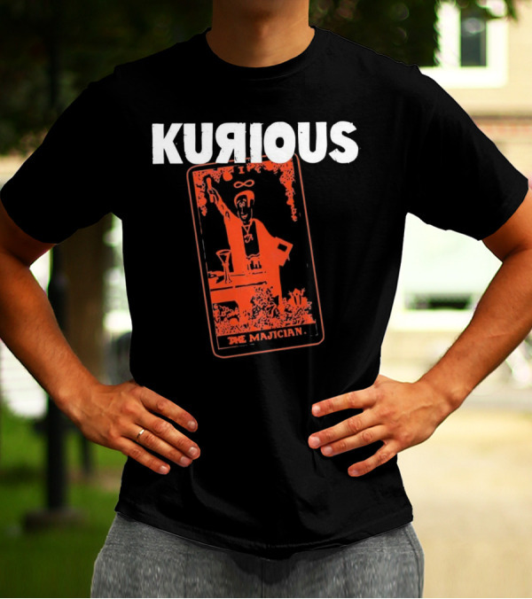 Kurious Gasdrawls The Majician Tarot Card T-Shirt