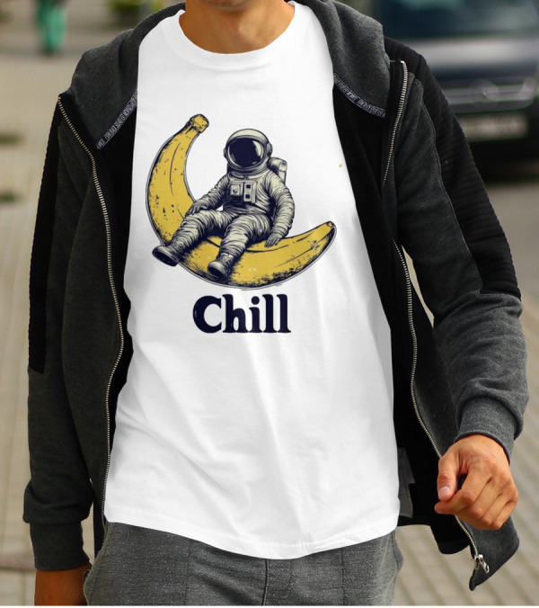 Astronaut Chill Sit On Moon Banana T-Shirt