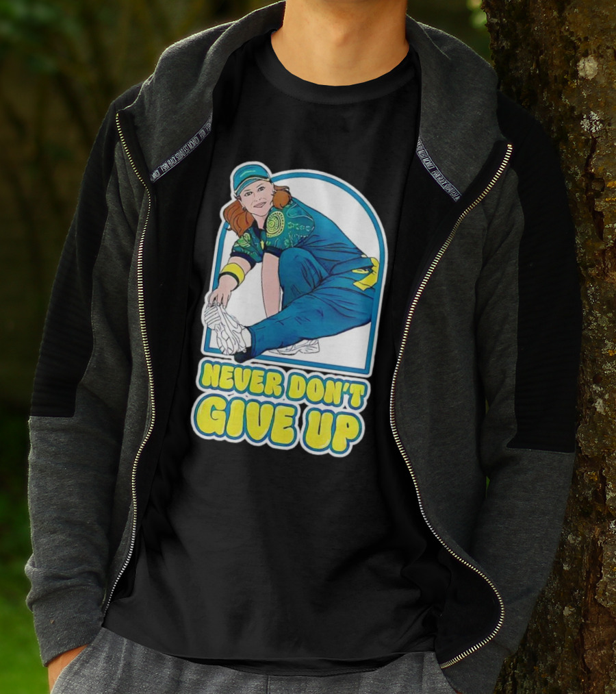 Never Don’t Give Up Raygun Rachael Gunn T-Shirt