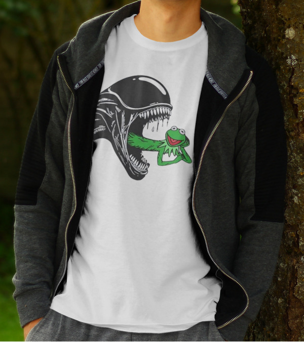 Alien Kermit Xenomorph Mashup Funny T-Shirt