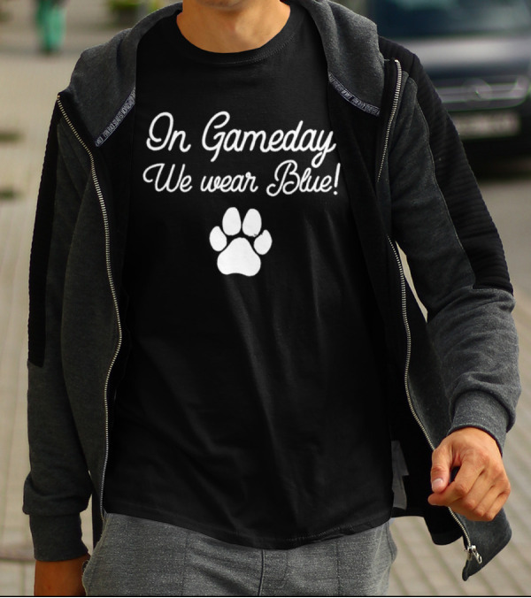 Kentucky Wildcats In Gameday We Wear Blue Paw Prints T-Shirt