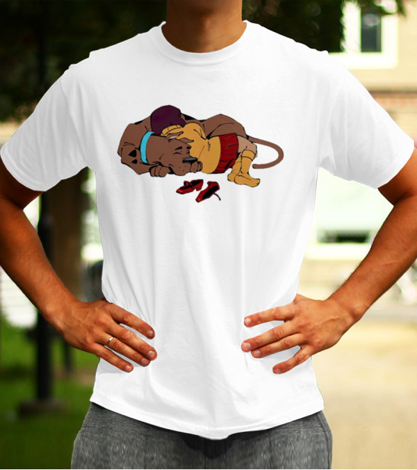 Scooby Doo Velma Dinkley Sleeping Cozy Friends T-Shirt