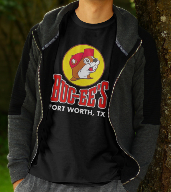 Buc-Ee's Fort Worth TX Logo With Beaming Beaver T-Shirt