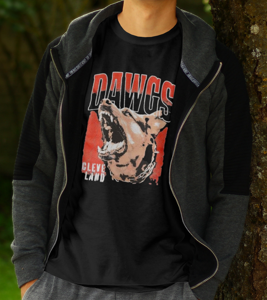 DAWGS Cleveland Browns Vintage Retro Fierce Dog T-Shirt