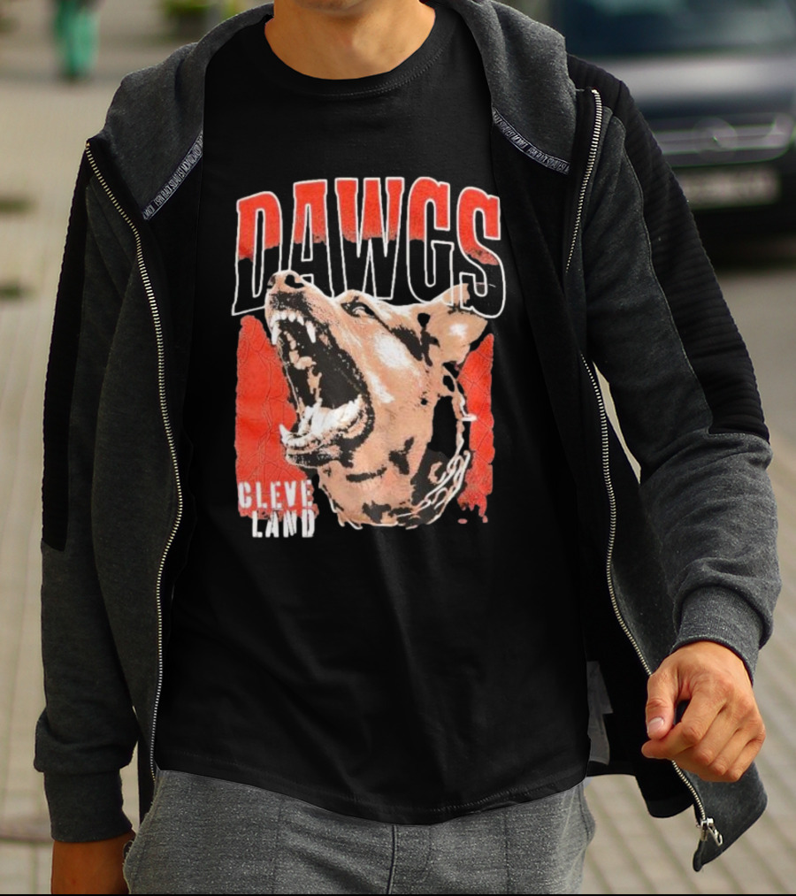 DAWGS Cleveland Browns Vintage Retro Fierce Dog T-Shirt