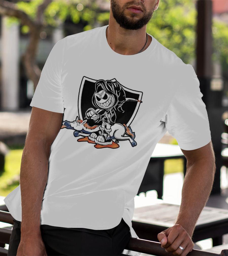 No Love For Denver Las Vegas Raiders Beat Denver Broncos Grim Reaper Over Broncos T-Shirt